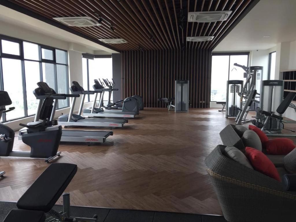 Emira Residence Sek 13 Shah Alam Wi-Fi Netflix Екстериор снимка